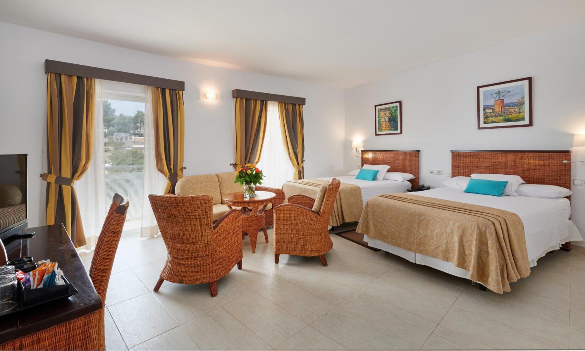 Hotel Apartamentos Cala Santanyi Eksteriør bilde